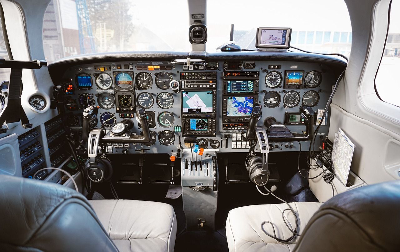 découvrez l'univers fascinant de l'aviation, explorez les dernières innovations, l'histoire des avions et les acteurs clés du secteur. plongez dans le monde du vol et des transports aériens, où technologie et passion se rencontrent.