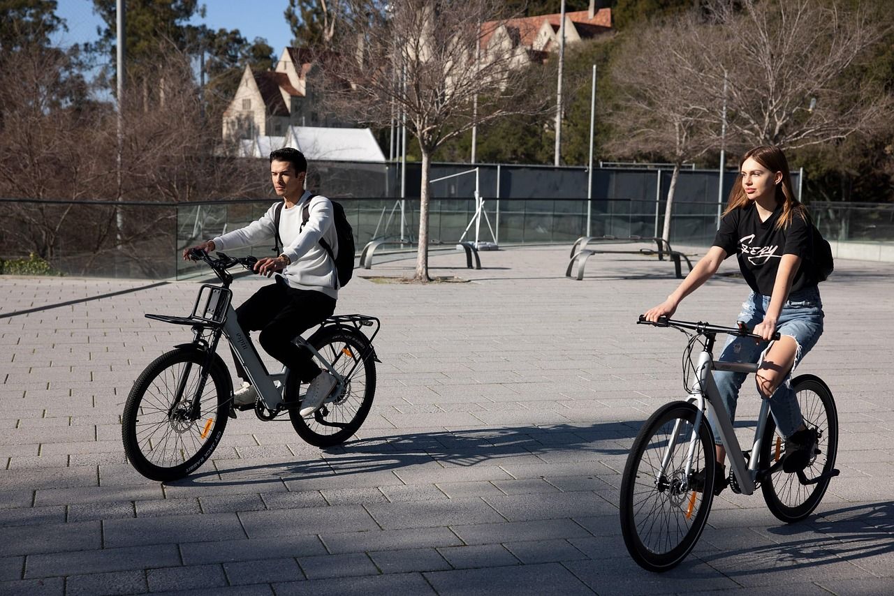 découvrez des solutions de transport urbain écologiques pour réduire votre empreinte carbone tout en facilitant vos déplacements quotidiens en ville.