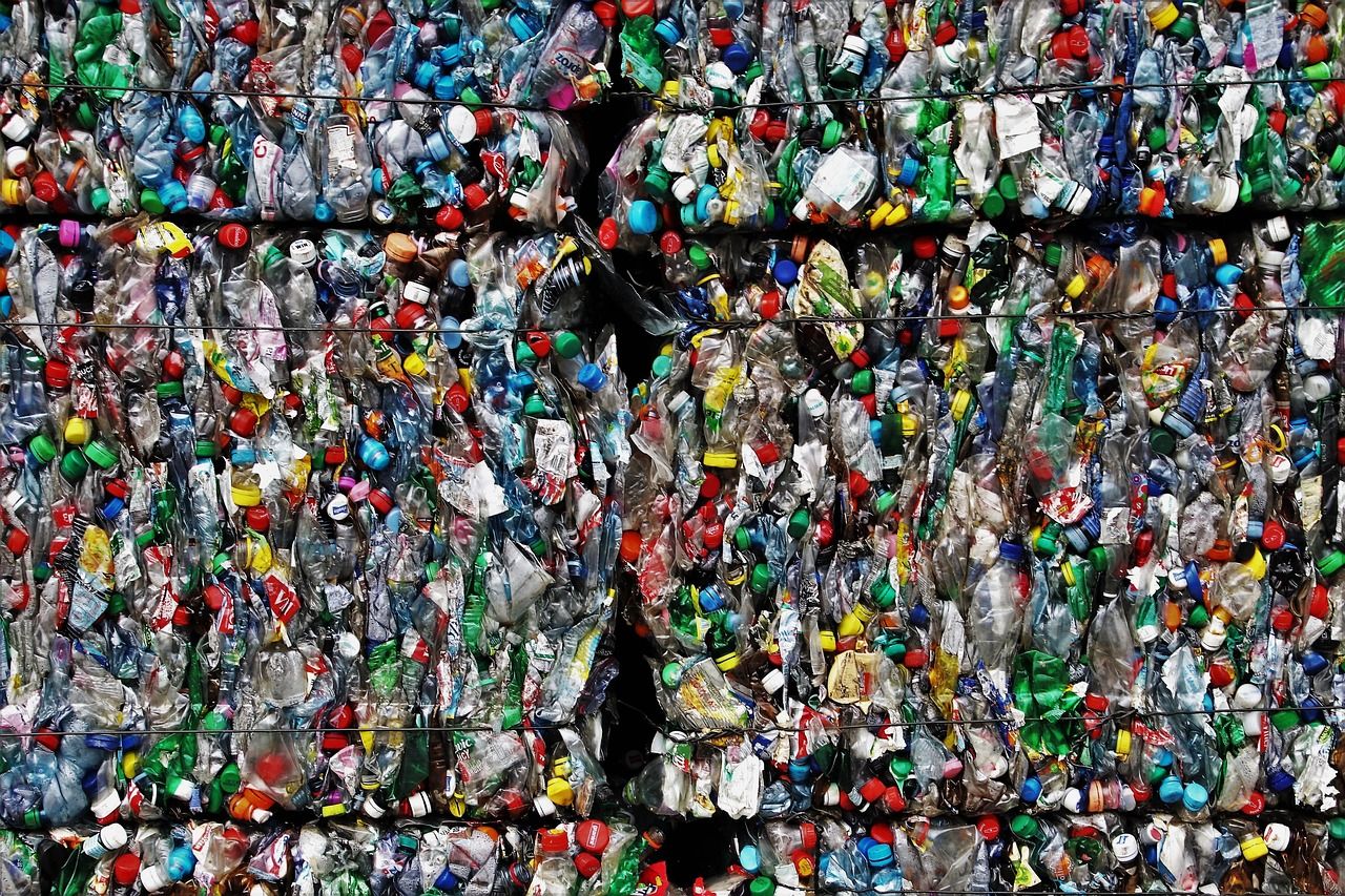 découvrez l'upcycling, une démarche écologique et créative qui transforme les déchets en objets uniques et durables. adoptez un mode de vie responsable tout en valorisant votre créativité.
