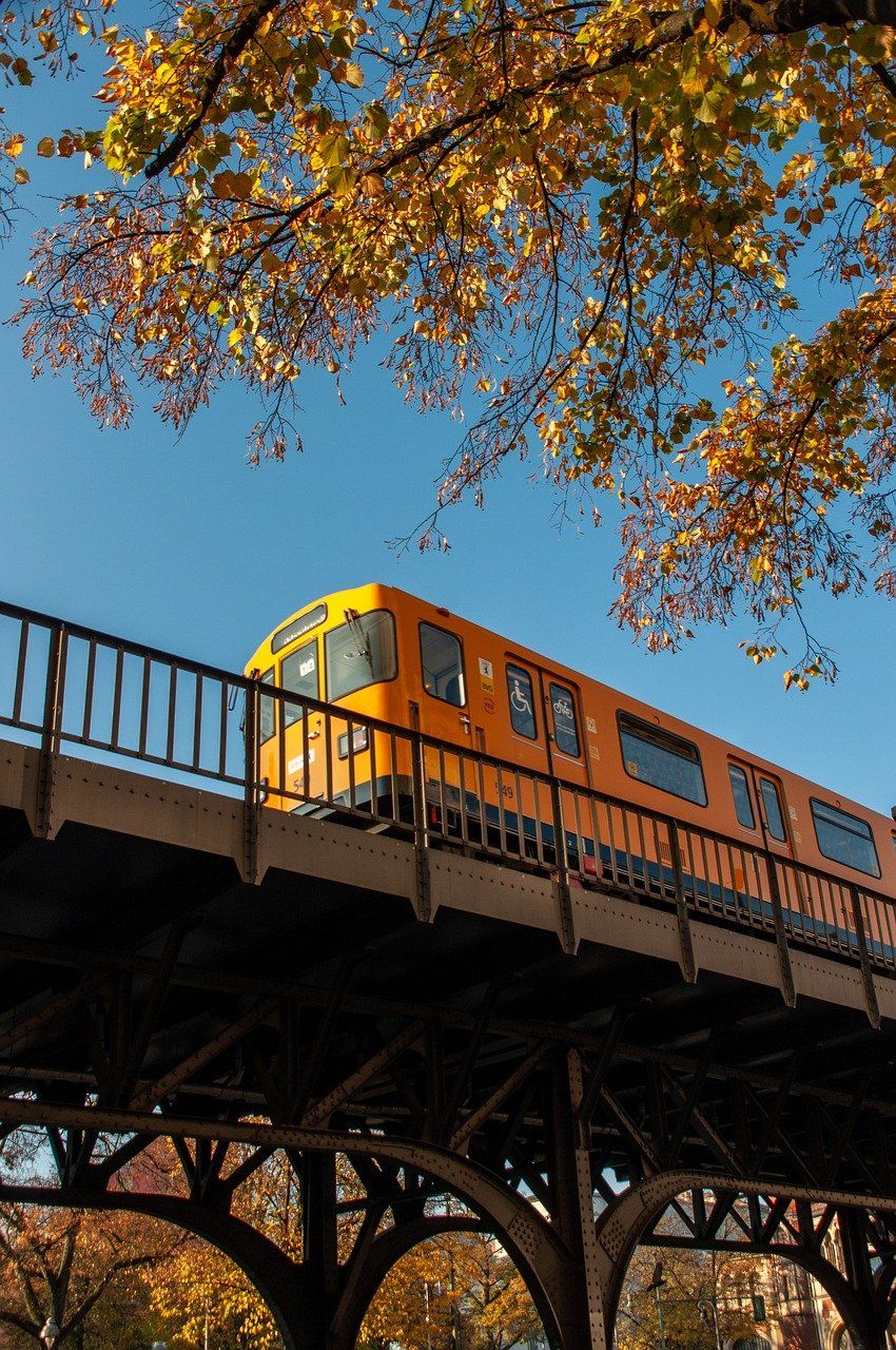 découvrez les enjeux et les solutions du transport durable, une approche respectueuse de l'environnement qui favorise des moyens de transport écologiques, efficaces et accessibles pour un avenir meilleur.