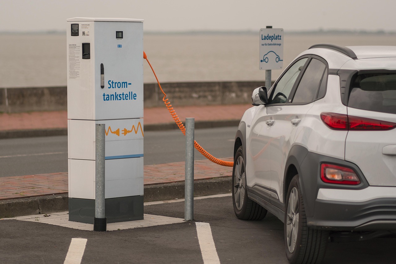 Les 6 mythes les plus répandus sur les voitures électriques démystifiés !