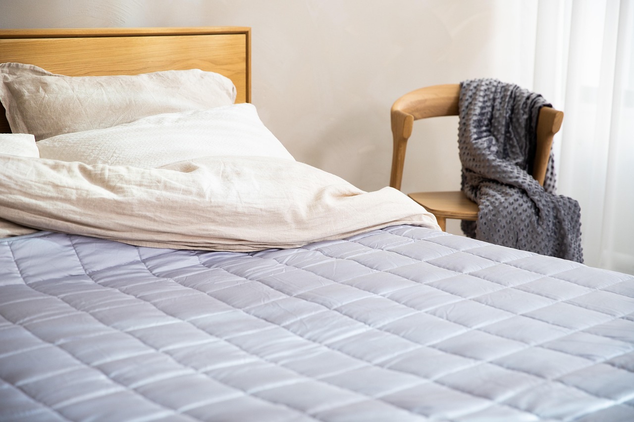 Comment choisir la matière idéale pour votre housse de couette et pourquoi opter pour Bonsoirs ?