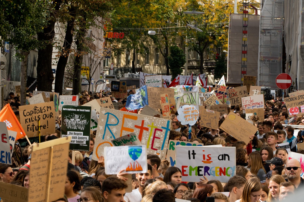 Canicule : François Gemenne déplore que le climat soit souvent discuté uniquement lors des catastrophes