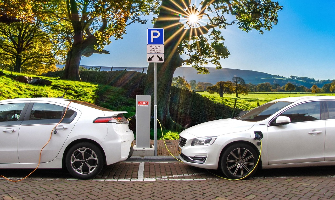 Voiture électrique : avantages, autonomie et conseils pour bien choisir