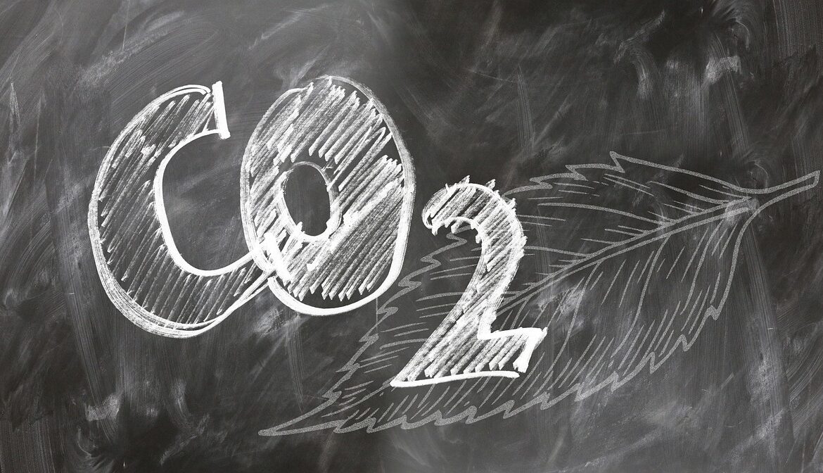 découvrez ce qu'est l'empreinte carbone, comment elle est calculée, son impact sur l'environnement et des conseils pratiques pour la réduire au quotidien.