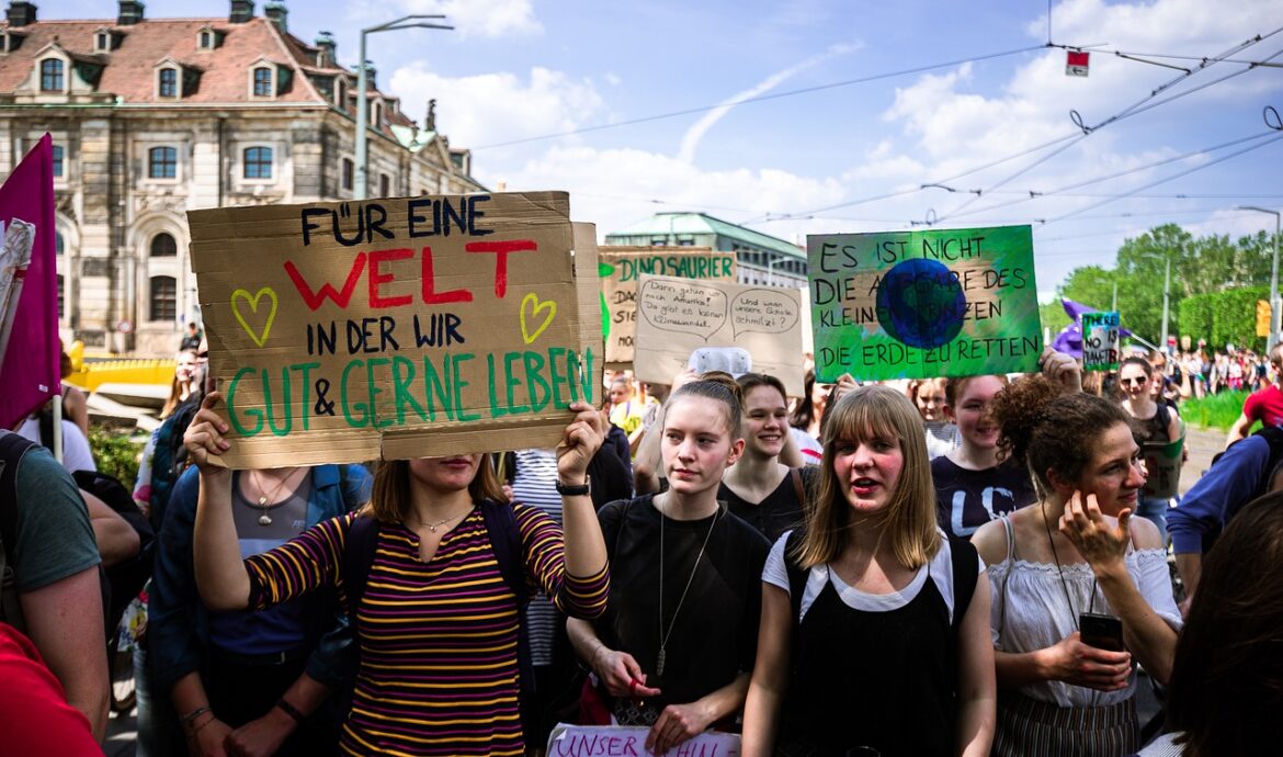 découvrez tout sur le climat : tendances, impacts environnementaux et solutions pour un avenir durable.