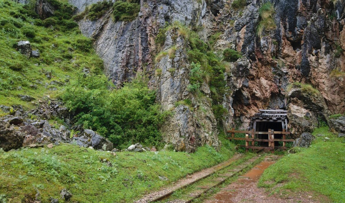 accident dans une mine de charbon : causes, conséquences et mesures de sécurité pour prévenir les incidents tragiques dans l'industrie minière.